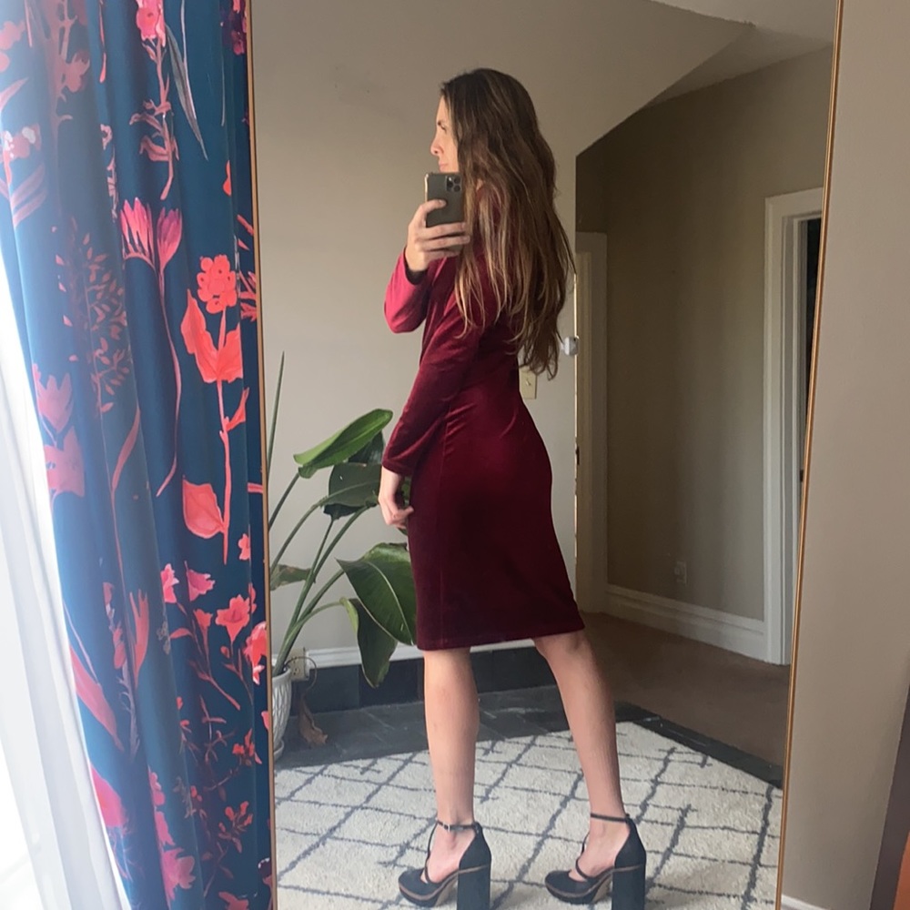 •Nordstrom Raspberry Midi Dress• - Picture 5 of 5